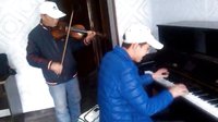  乐山师范学院-钢琴小提琴演绎二胡名曲《赛马》