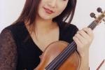  青年小提琴演奏家罗娅
