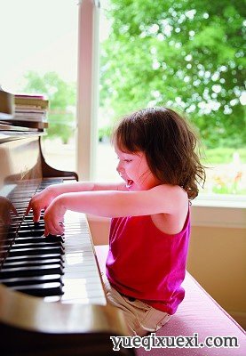 如何培养小孩学钢琴的兴趣