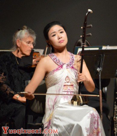 青年二胡艺术家李婷与南岸管弦乐团 “探戈聚变”的音乐会